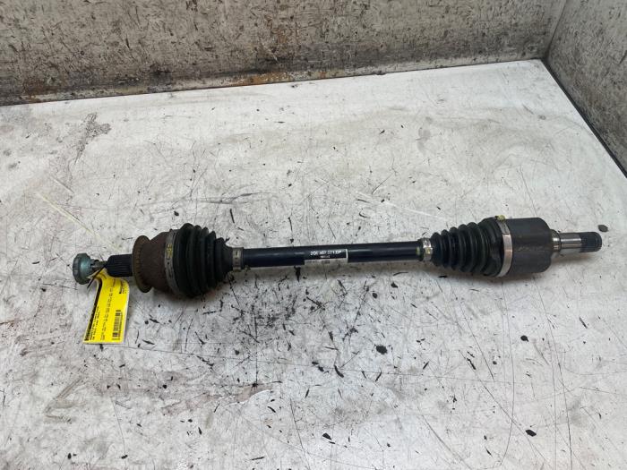 Gebrauchte Antriebswelle links vorne Volkswagen Polo VI (AW1) 1.0 MPI 12V Preis auf Anfrage angeboten von Autodemontage van de Laar