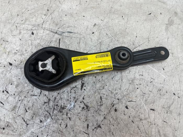 Used Engine mount Volkswagen Polo VI (AW1) 1.0 MPI 12V Price on request offered by Autodemontage van de Laar