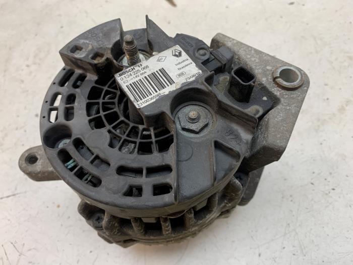 Usagé Dynamo Renault Twingo II (CN) 1.2 16V Prix sur demande proposé par Autodemontage van de Laar
