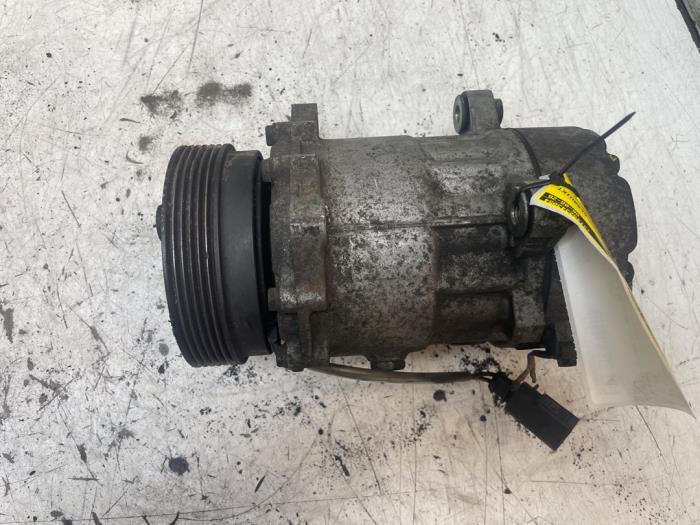 Usagé Pompe clim Volkswagen Transporter Prix sur demande proposé par Autodemontage van de Laar