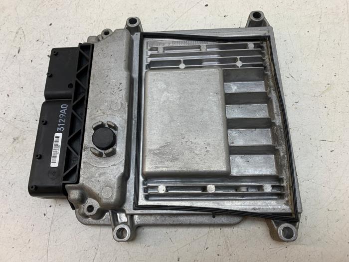 Used Engine management computer Hyundai i30 (FD) 1.4 CVVT 16V Price on request offered by Autodemontage van de Laar