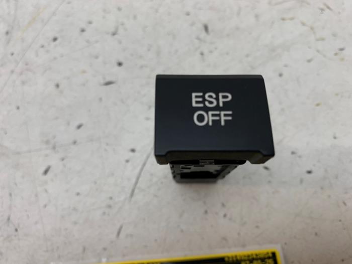 Usados Interruptor ESP Hyundai i30 (FD) 1.4 CVVT 16V Precio de solicitud ofrecido por Autodemontage van de Laar