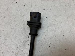 Lambda probe from a Land Rover Range Rover Velar (LY) 2.0 16V P300 AWD 2018