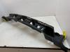 Land Rover Range Rover Velar (LY) 2.0 16V P300 AWD Support pare-chocs arrière centre