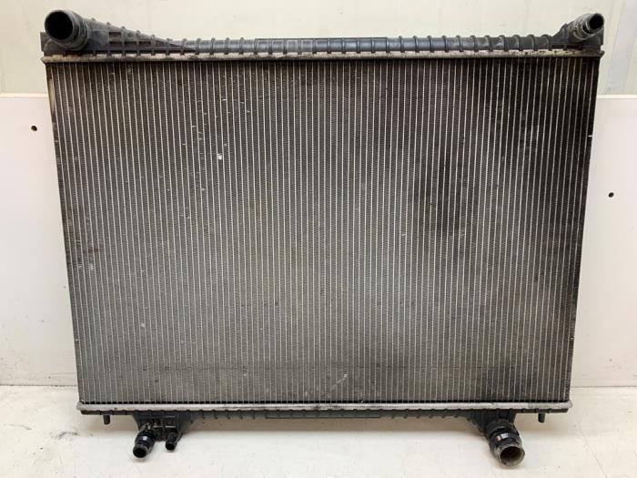 Usagé Radiateur Landrover Range Rover Velar (LY) 2.0 16V P300 AWD Prix € 125,00 Règlement à la marge proposé par Autodemontage van de Laar