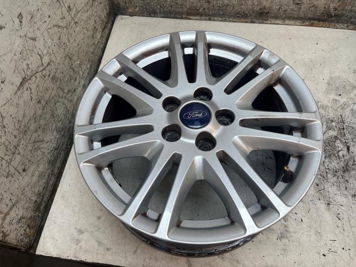 Używane Obrecz Ford Focus 3 Wagon 1.6 Ti-VCT 16V 125 Cena € 70,00 Procedura marży oferowane przez Autodemontage van de Laar