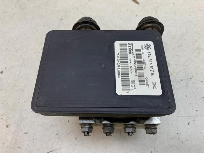 Begagnade ABS-pump Volkswagen Up! (121) e-Up! Pris på förfrågan erbjuds av Autodemontage van de Laar