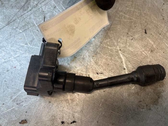 Gebrauchte Zündspule Ford Fiesta 7 1.0 EcoBoost 12V 100 Preis € 10,00 Margenregelung angeboten von Autodemontage van de Laar