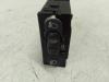 AIH headlight switch from a Renault Trafic New (JL) 2.0 dCi 16V 115 2010