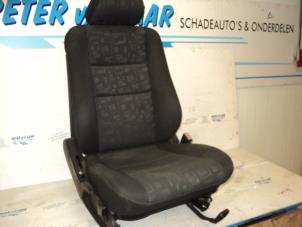 Używane Fotel prawy Mercedes C-Klasse Cena € 80,00 Procedura marży oferowane przez Autodemontage van de Laar
