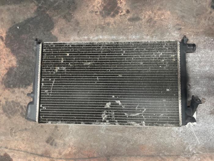 Gebrauchte Kühler Peugeot 106 II 1.5 XNd,XRd,Sketch Preis € 25,00 Margenregelung angeboten von Autodemontage van de Laar