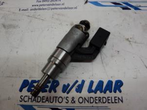 Used Injector (petrol injection) Volkswagen Touran (1T1/T2) 1.6 FSI 16V Price on request offered by Autodemontage van de Laar