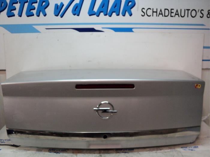 Pokrywa bagaznika z Opel Vectra C 1.8 16V 2003