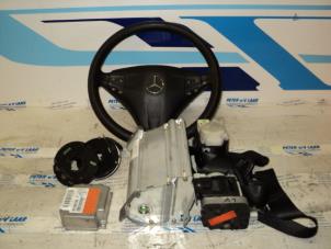Gebrauchte Airbag Set + Modul Mercedes C Sportcoupé (C203) 2.2 C-220 CDI 16V Preis auf Anfrage angeboten von Autodemontage van de Laar