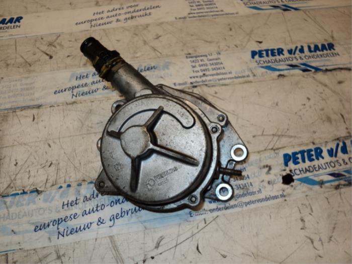 Usagé Pompe à vide (diesel) Opel Omega B Caravan (21/22/23) 2.2 DTI 16V Prix € 60,00 Règlement à la marge proposé par Autodemontage van de Laar