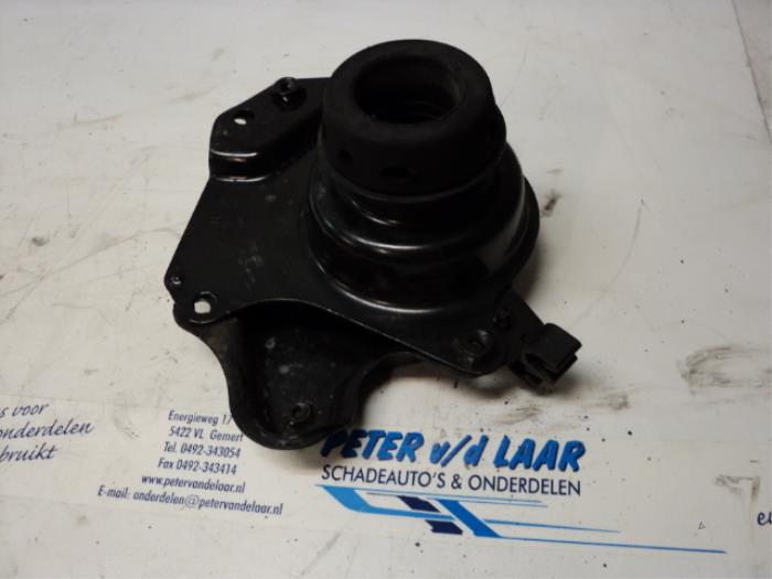 Used Engine mount Volkswagen Lupo (6X1) 1.0 MPi 50 Price € 30,00 Margin scheme offered by Autodemontage van de Laar