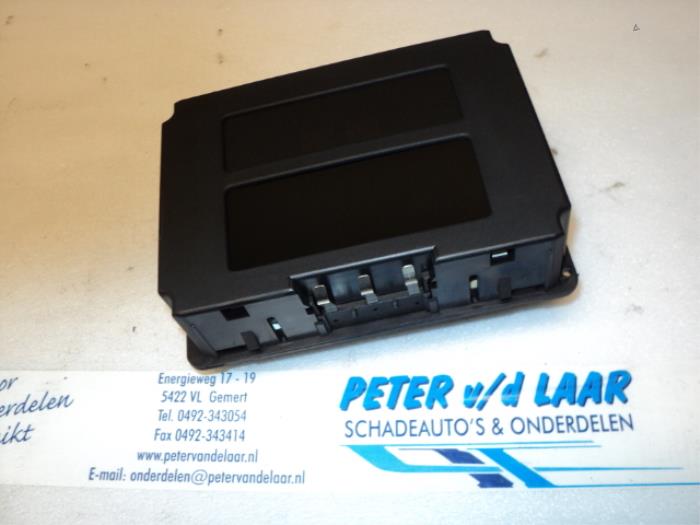 Begagnade Innerdisplay Opel Omega B (25/26/27) 2.5i V6 24V Pris € 60,00 Marginaltabell erbjuds av Autodemontage van de Laar