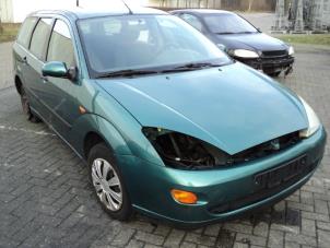 Used Wing mirror, right Ford Focus 1 Wagon 1.6 16V Price € 25,00 Margin scheme offered by Autodemontage van de Laar
