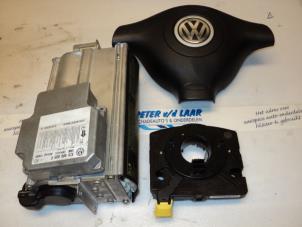 Usagé Kit + module airbag Volkswagen Golf IV (1J1) 1.9 TDI 100 Prix € 100,00 Règlement à la marge proposé par Autodemontage van de Laar