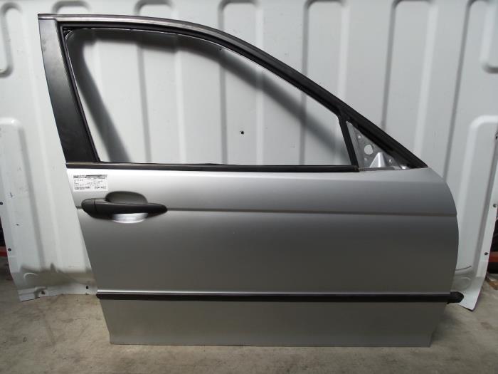 Front door 4-door, right from a BMW 3 serie (E46/4) 320d 16V 1999
