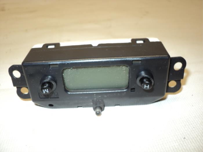 Begagnade Innerdisplay Ford Focus 1 1.8 TDCi 100 Pris € 25,00 Marginaltabell erbjuds av Autodemontage van de Laar