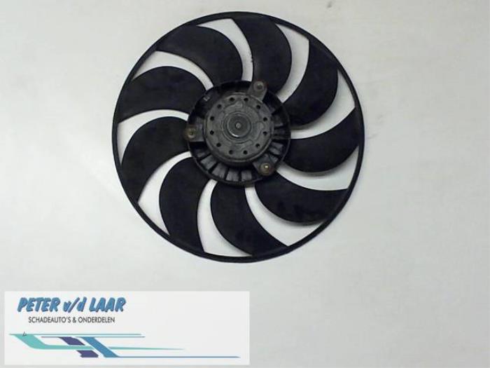 Fan motor from a Renault Master III (JD/ND/PD) 2.5 dCi 16V 100 2003