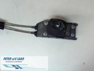 Used Gearbox mechanism Volkswagen Polo IV (9N1/2/3) 1.4 16V Price € 70,00 Margin scheme offered by Autodemontage van de Laar