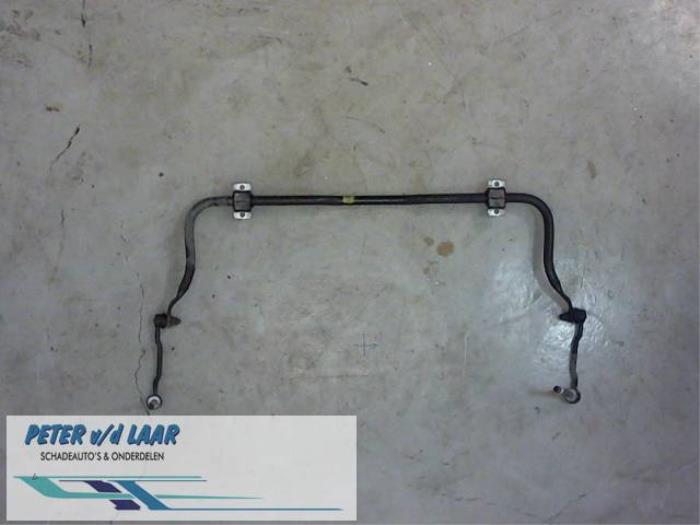 Front anti-roll bar from a Peugeot 407 (6D) 2.0 16V 2006