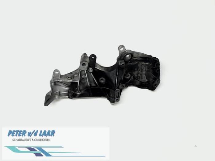 Used Engine mount Renault Scénic I (JA) 1.6 16V Price € 20,00 Margin scheme offered by Autodemontage van de Laar