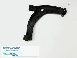 Used Front wishbone, left Volkswagen Transporter T5 1.9 TDi Price € 50,00 Margin scheme offered by Autodemontage van de Laar