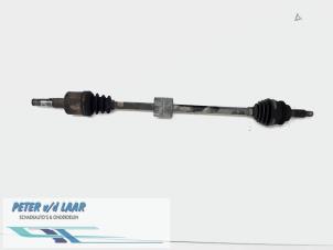 Usagé Arbre de transmission avant droit Opel Agila (A) 1.0 12V Prix € 60,00 Règlement à la marge proposé par Autodemontage van de Laar