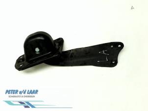 Used Rear wishbone, left Seat Altea (5P1) 2.0 TDI 16V Price € 30,00 Margin scheme offered by Autodemontage van de Laar
