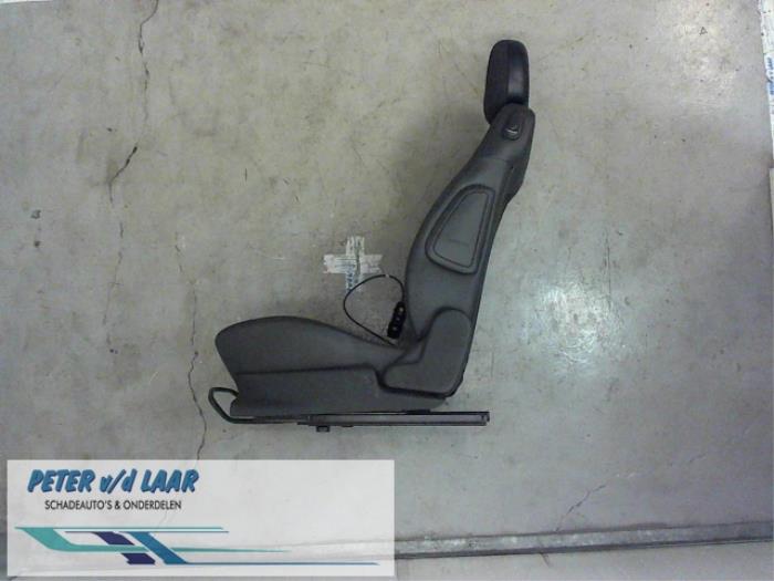 Seat, left from a Opel Corsa 2005