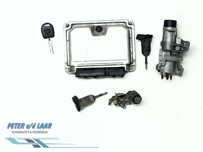 Used Engine management computer Volkswagen Golf IV (1J1) 1.4 16V Price € 150,00 Margin scheme offered by Autodemontage van de Laar