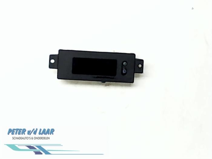 Begagnade Innerdisplay Opel Astra G Caravan (F35) 1.6 GL,Club,Sport,CDX Pris € 30,00 Marginaltabell erbjuds av Autodemontage van de Laar