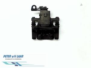 Used Rear brake calliper, right Renault Scénic II (JM) 1.6 16V Price € 50,00 Margin scheme offered by Autodemontage van de Laar