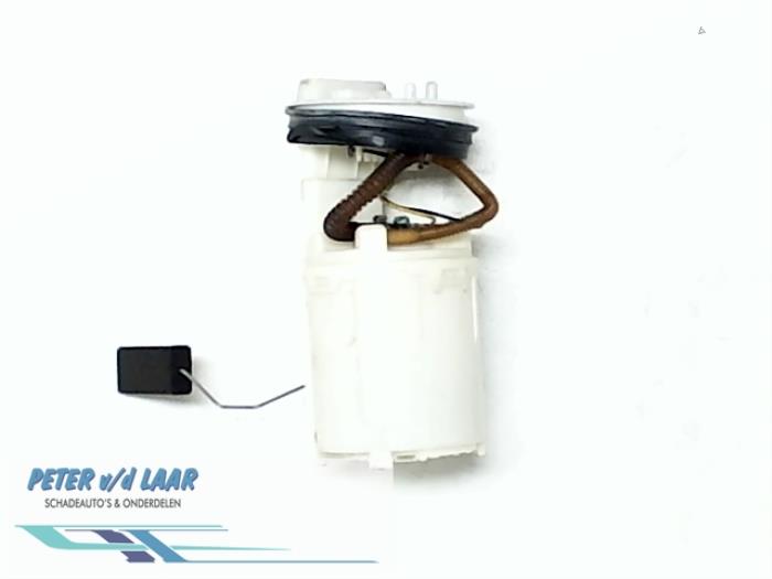 Begagnade Bensinpump Skoda Octavia Combi (1U5) 1.6 Pris € 30,00 Marginaltabell erbjuds av Autodemontage van de Laar