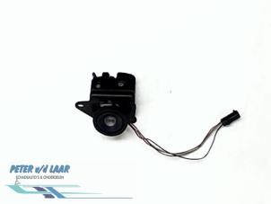 Used Tailgate lock mechanism Fiat Punto II (188) 1.2 60 S Price € 30,00 Margin scheme offered by Autodemontage van de Laar