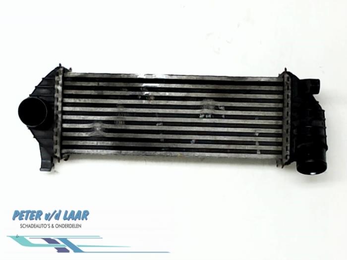 Usados Intercooler Renault Kangoo/Grand Kangoo (KW) 1.5 dCi 105 Precio € 110,00 Norma de margen ofrecido por Autodemontage van de Laar