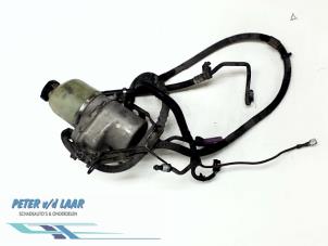 Used Power steering pump Opel Astra G (F08/48) 1.6 Price € 200,00 Margin scheme offered by Autodemontage van de Laar