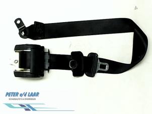 Used Front seatbelt, left BMW 3 serie (E46/4) 320d 16V Price € 40,00 Margin scheme offered by Autodemontage van de Laar