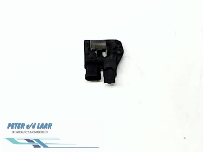 Usagé Ordinateur refroidisseur Peugeot 207 SW (WE/WU) 1.6 16V Prix € 50,00 Règlement à la marge proposé par Autodemontage van de Laar