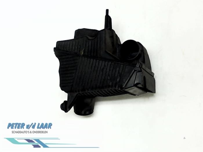 Gebrauchte Luftfiltergehäuse Renault Megane II Grandtour (KM) 1.5 dCi 80 Preis € 50,00 Margenregelung angeboten von Autodemontage van de Laar
