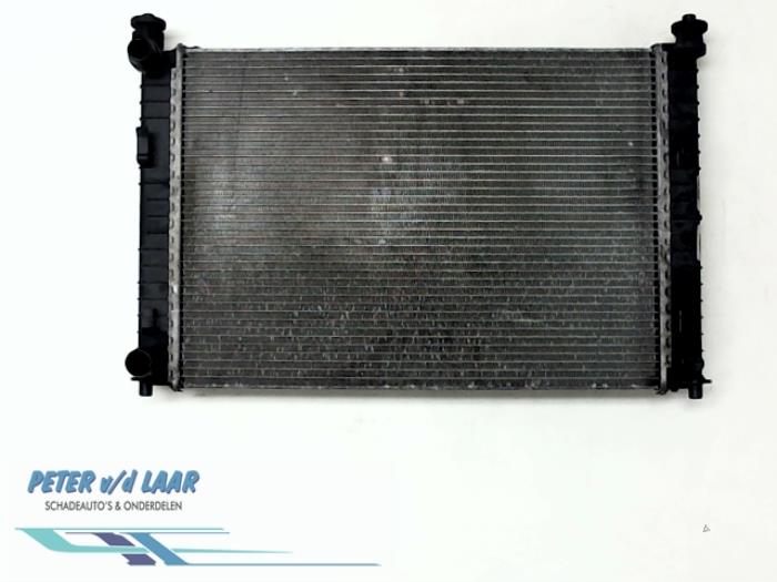 Usagé Radiateur Ford Fiesta 5 (JD/JH) 1.4 TDCi Prix € 25,00 Règlement à la marge proposé par Autodemontage van de Laar