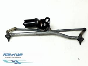 Used Wiper motor + mechanism BMW 3 serie (E46/4) 320d 16V Price € 70,00 Margin scheme offered by Autodemontage van de Laar