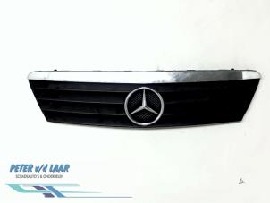Used Grille Mercedes A (W168) 1.4 A-140 Price € 40,00 Margin scheme offered by Autodemontage van de Laar