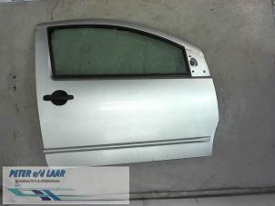 Używane Drzwi prawe wersja 2-drzwiowa Citroen C2 (JM) 1.4 Cena € 100,00 Procedura marży oferowane przez Autodemontage van de Laar