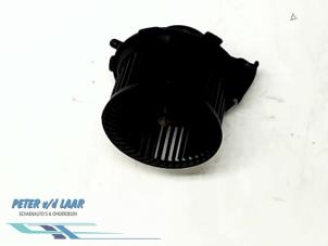 Used Heating and ventilation fan motor Peugeot 206 (2A/C/H/J/S) 1.4 XR,XS,XT,Gentry Price € 40,00 Margin scheme offered by Autodemontage van de Laar