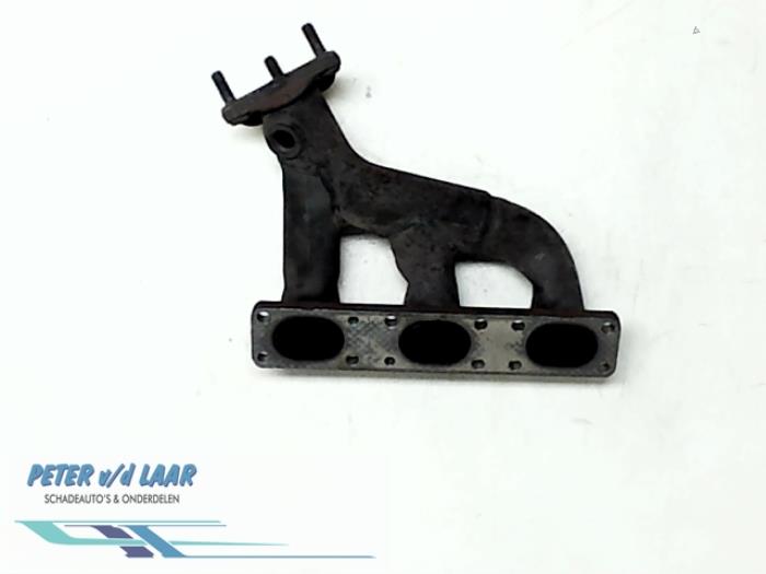 Exhaust manifold from a BMW 5 serie (E39) 520i 24V 2000