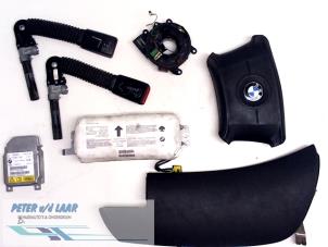 Used Airbag set + module BMW 3 serie Touring (E46/3) 318i Price on request offered by Autodemontage van de Laar